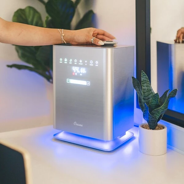 Humidifiers Crane Ultrasonic Cool & Warm Mist Console Humidifier, 1.3-Gallon, For Rooms 500 Sq. Ft., Metallic (EE-6913) 9 Humidifiers Crane Ultrasonic Cool & Warm Mist Console Humidifier, 1.3-Gallon, For Rooms 500 Sq. Ft., Metallic (EE-6913) - Image 7