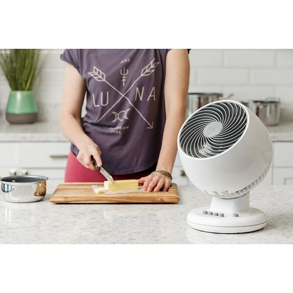 Fans IRIS® Woozoo Whole Room Oscillating Circulating Fan, White (586795) 5 Fans IRIS® Woozoo Whole Room Oscillating Circulating Fan, White (586795) - Image 3